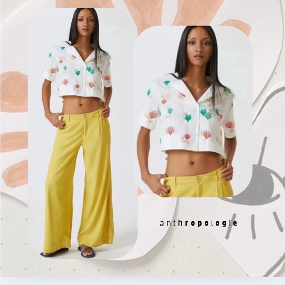 Anthropologie Tops - anthropologie • coral reef seashell cropped button up short sleeve collar shirt